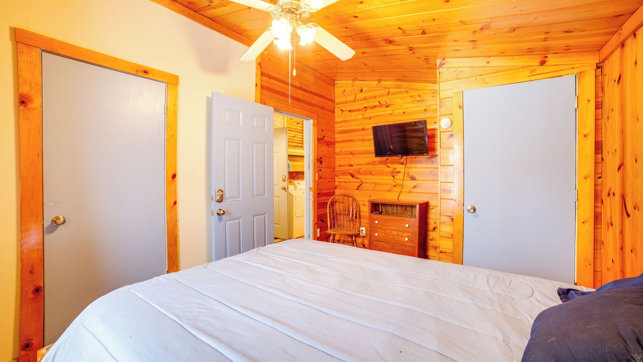 Photo of Bedroom in Elkhart