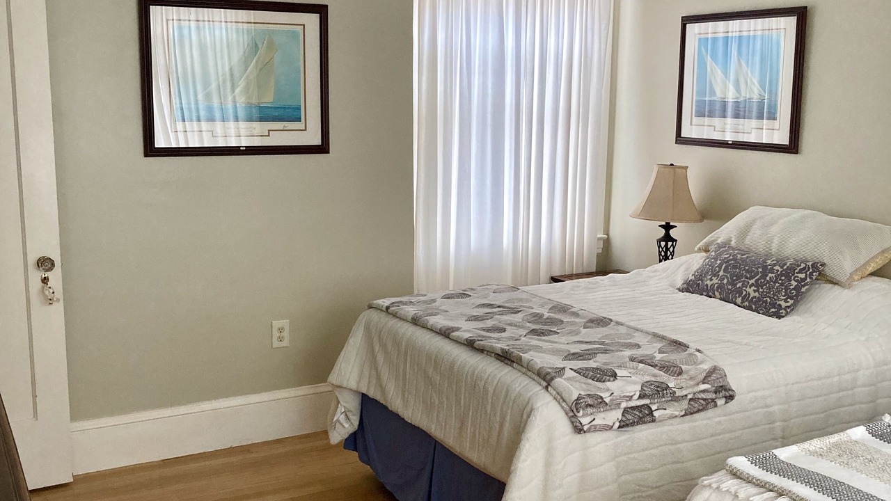 Photo of Bedroom in Marina District