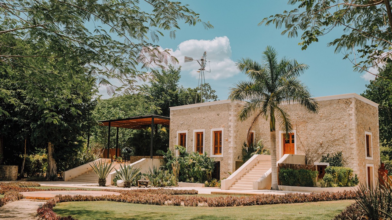 Photo of Outdoor in Tekit