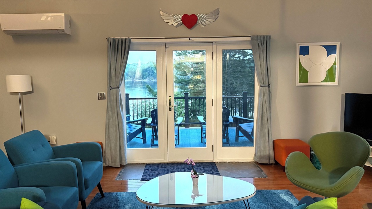 Photo of Livingroom in Sullivan