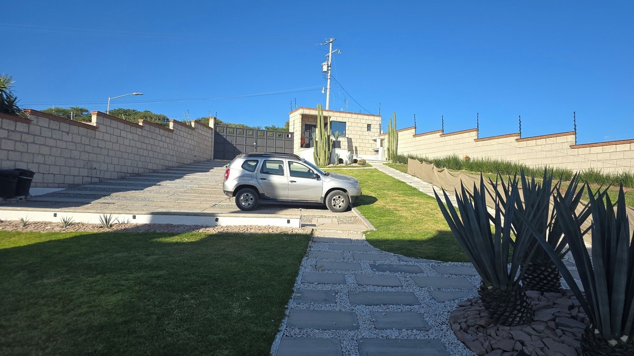 Photo of Outdoor in Bernal