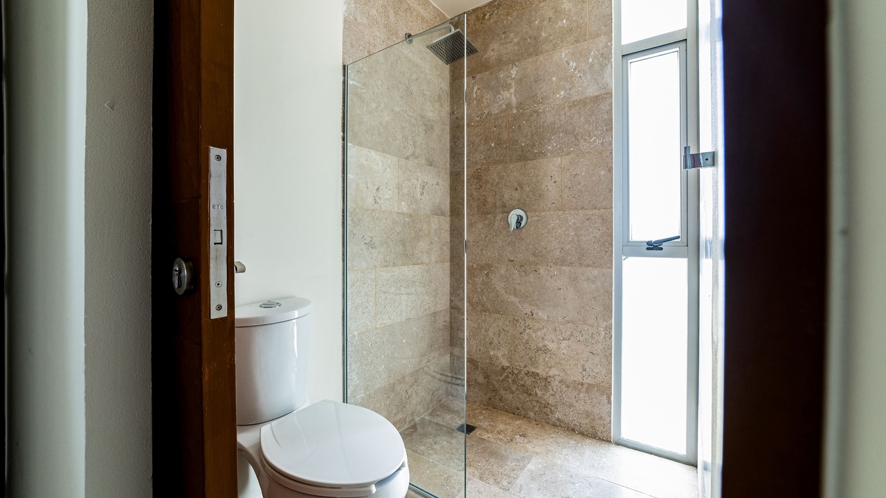 Photo of Bathroom in Miramar