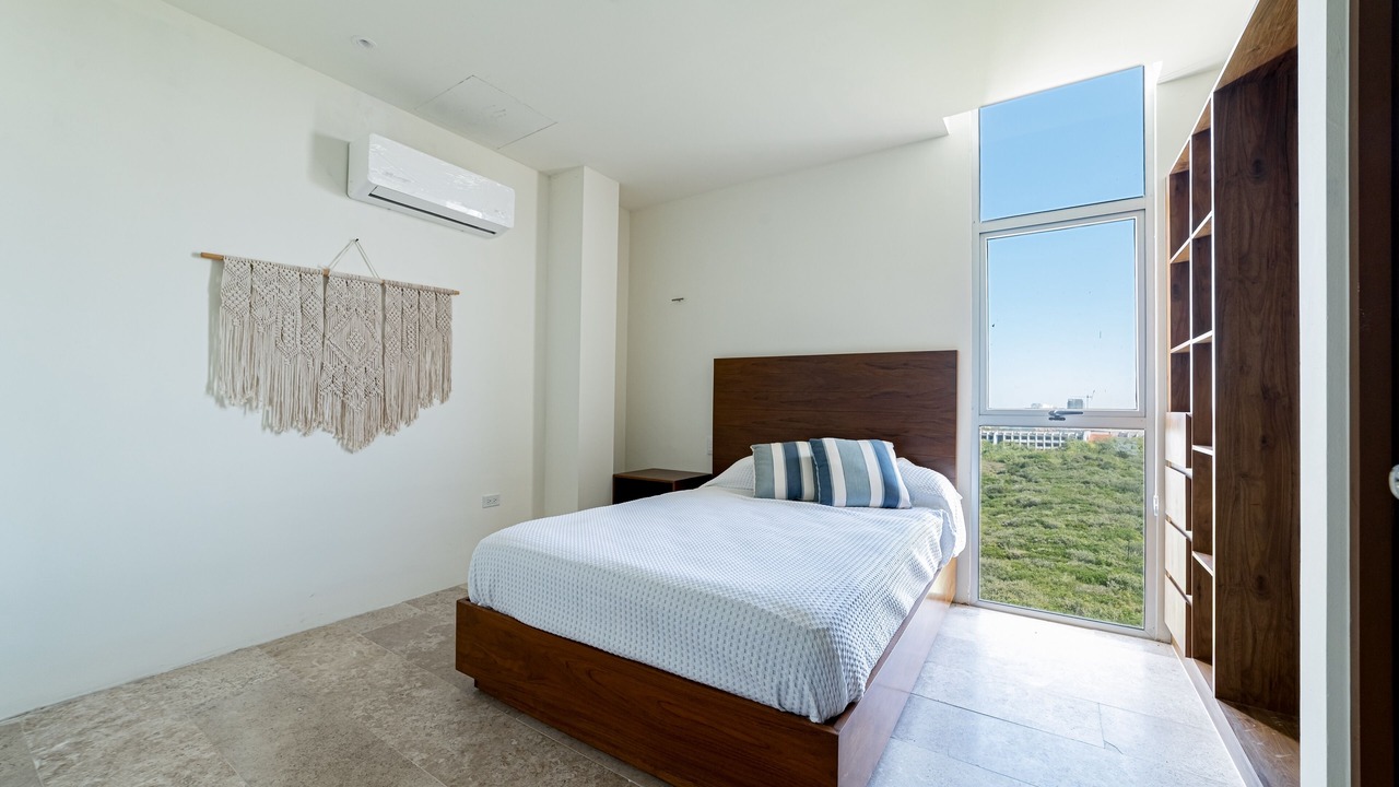 Photo of Bedroom in Miramar