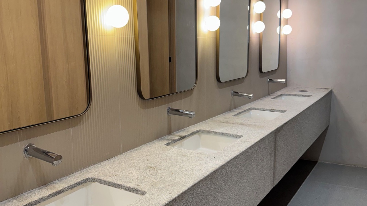 Photo of Bathroom in Zona Expo