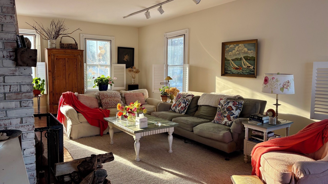 Photo of Livingroom in Owls Head