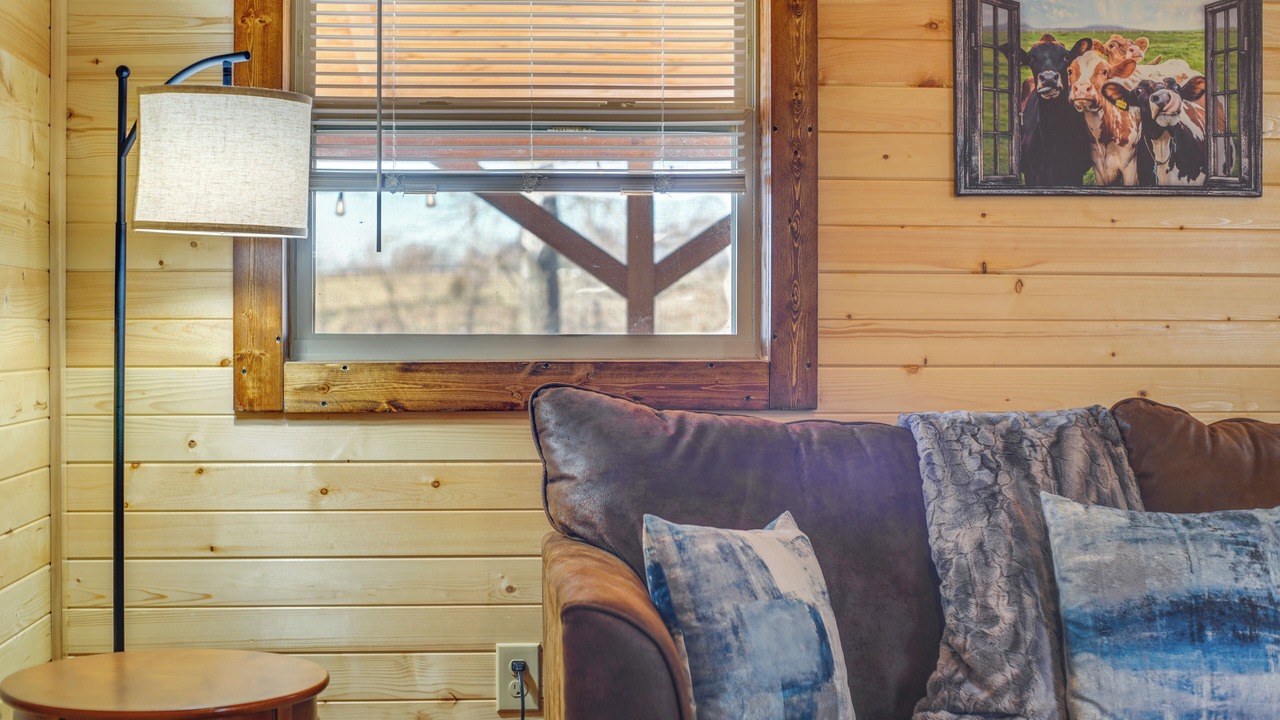 Photo of Livingroom in La Grange