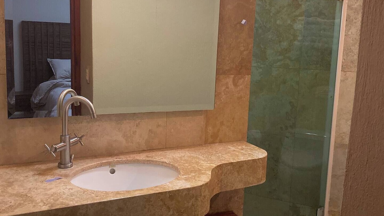 Photo of Bathroom in Zona Expo