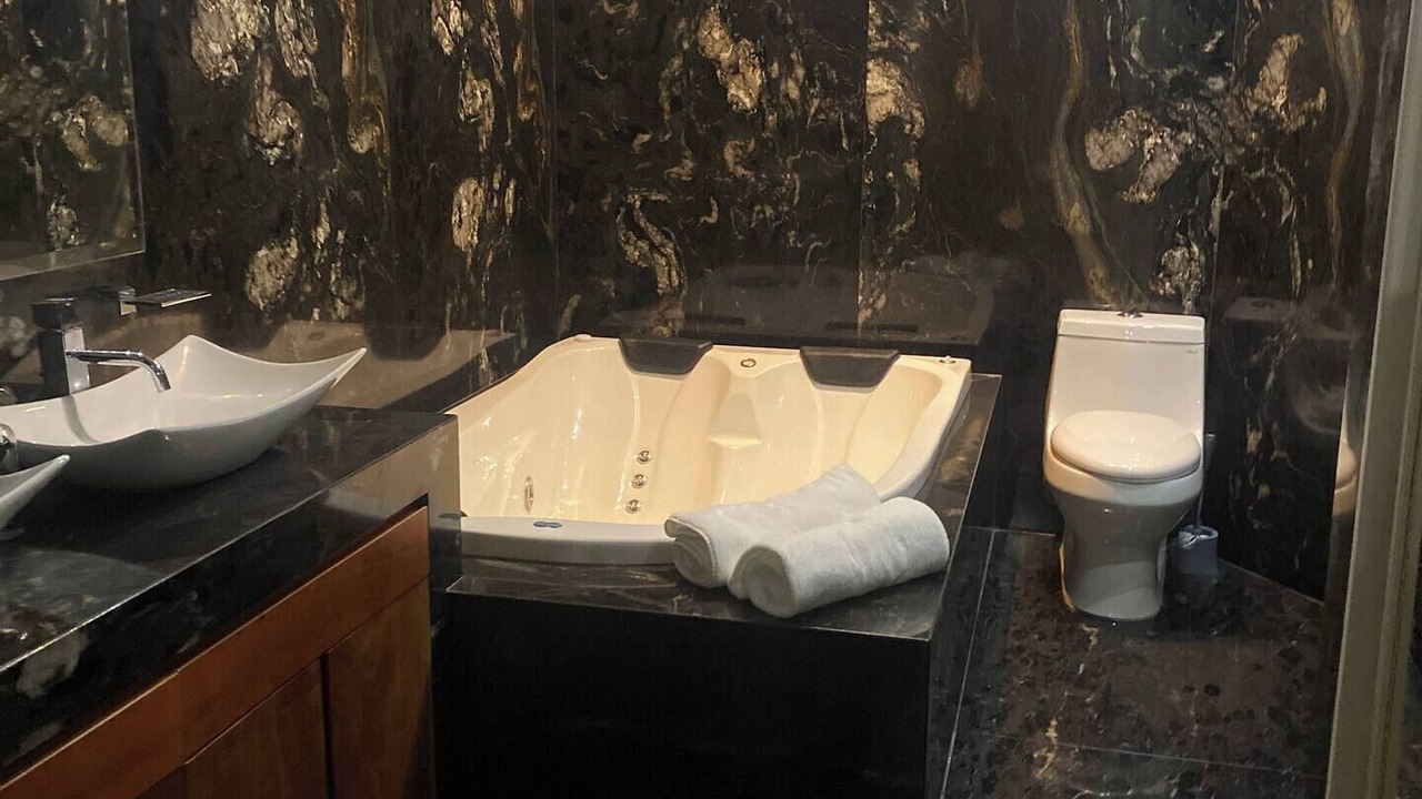 Photo of Bathroom in Zona Expo