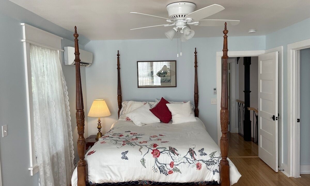 Photo of Bedroom in Brownsville