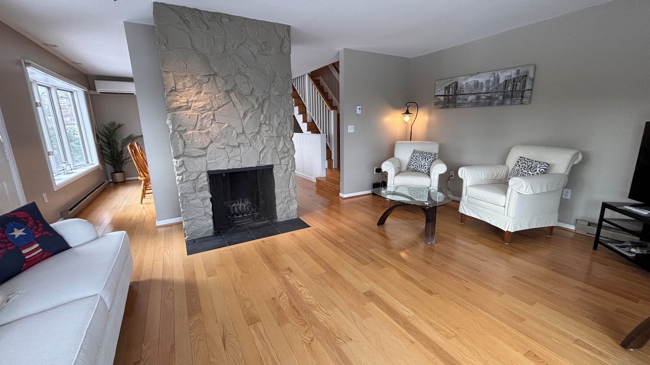 Photo of Livingroom in Southwest Harbor