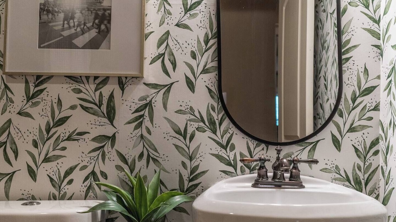 Photo of Bathroom in West Plaza