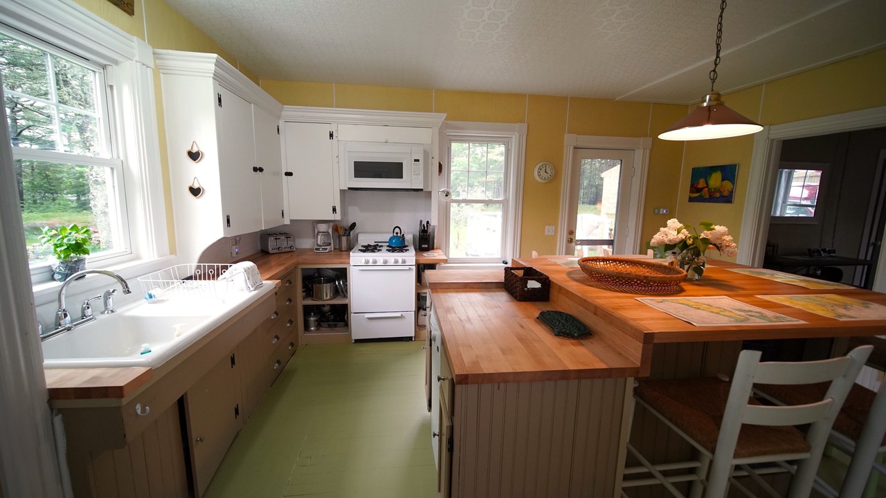 Photo of Kitchen in Hall Quarry