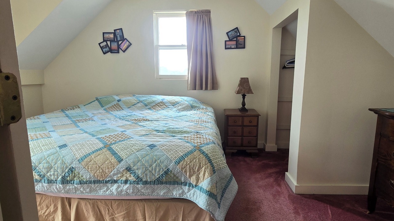 Photo of Bedroom in Warren
