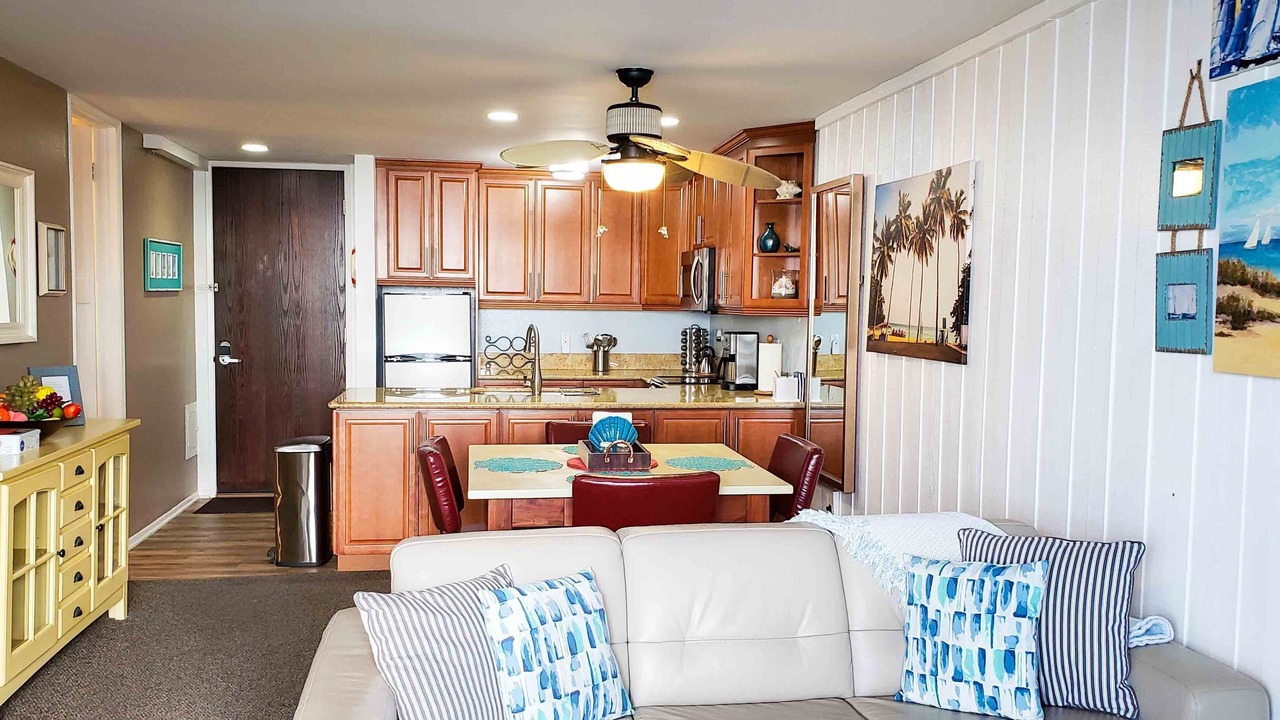 Photo of Livingroom in Townsite