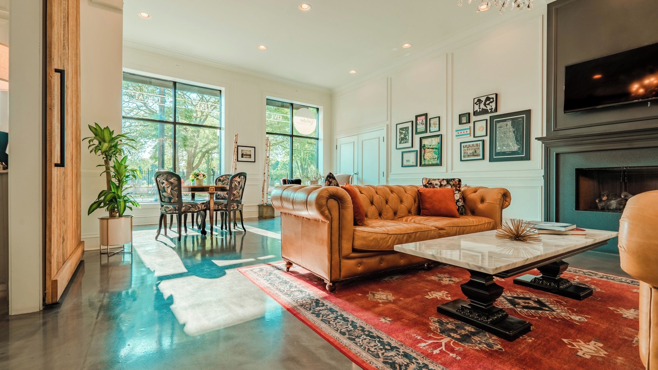 Photo of Livingroom in Uptown