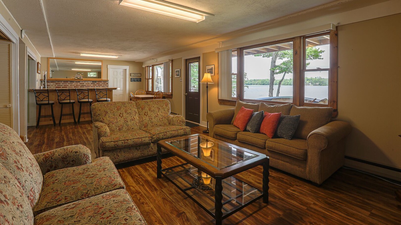 Photo of Livingroom in Eddington