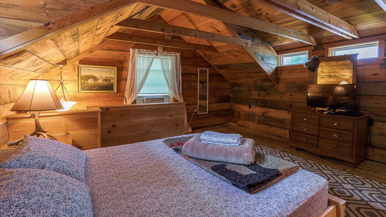 Photo of Bedroom in Eddington