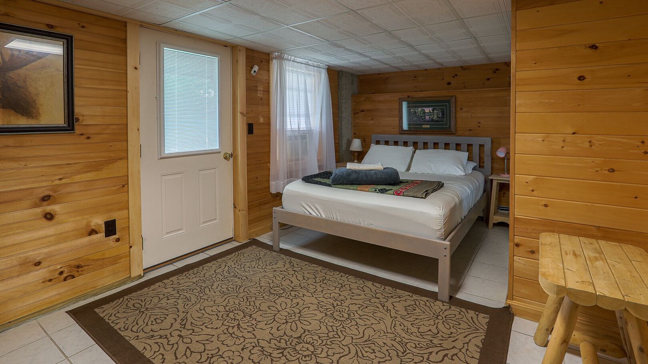 Photo of Bedroom in Eddington