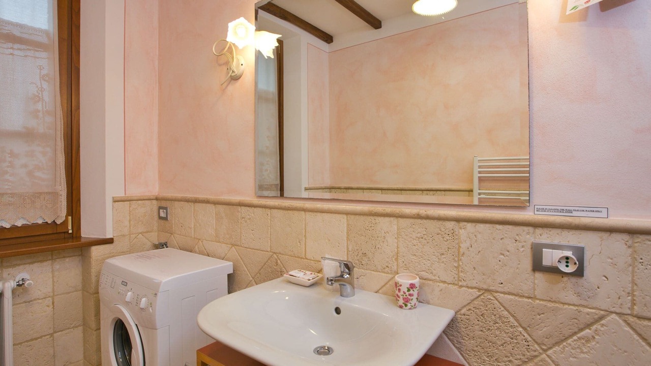Photo of Bathroom in Santa Maria