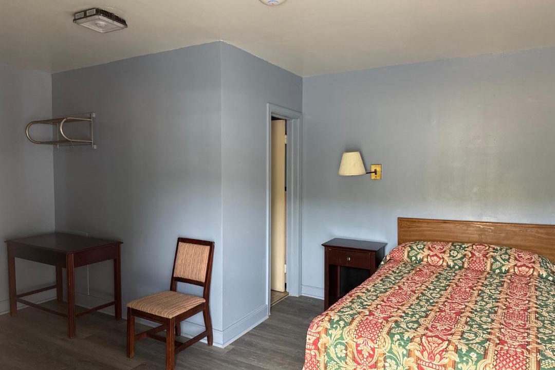 Photo of Bedroom in Ashland