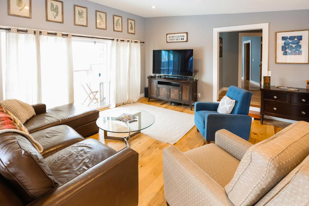 Photo of Livingroom in Bethel