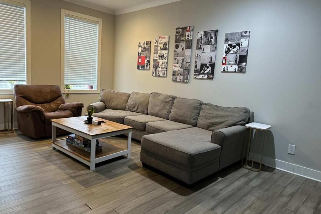 Photo of Livingroom in Mount Auburn