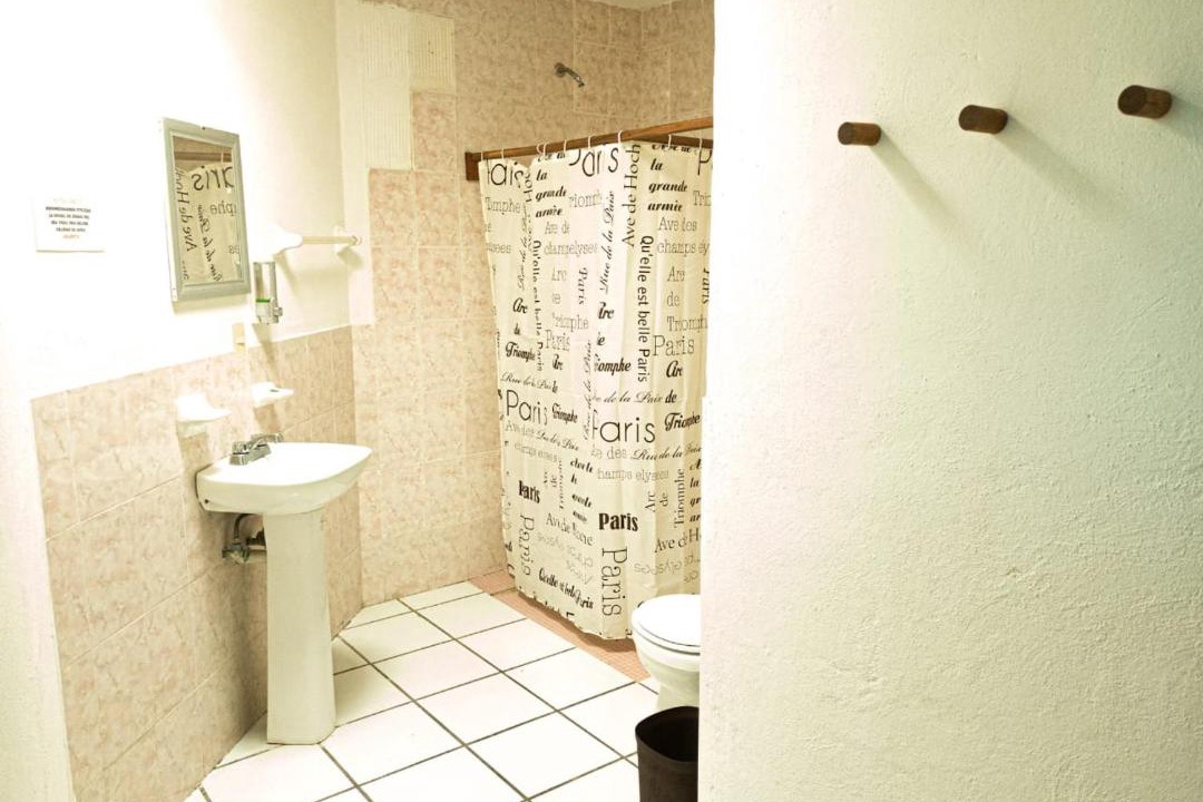Photo of Bathroom in Erongaricuaro