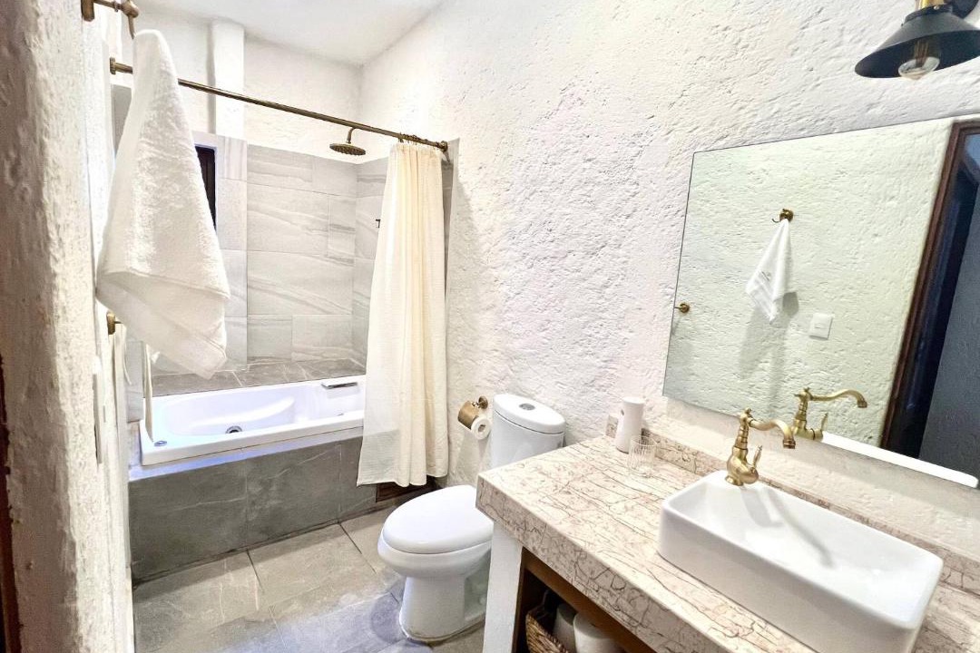 Photo of Bathroom in Santeagueda