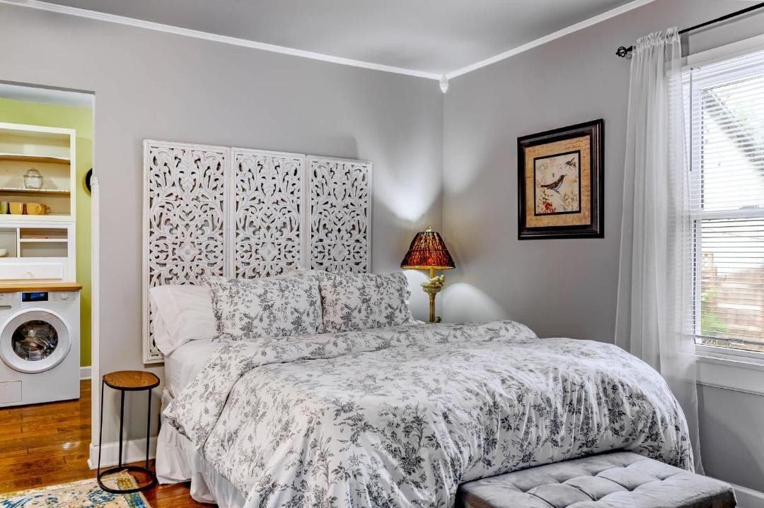 Photo of Bedroom in Shelby Hills