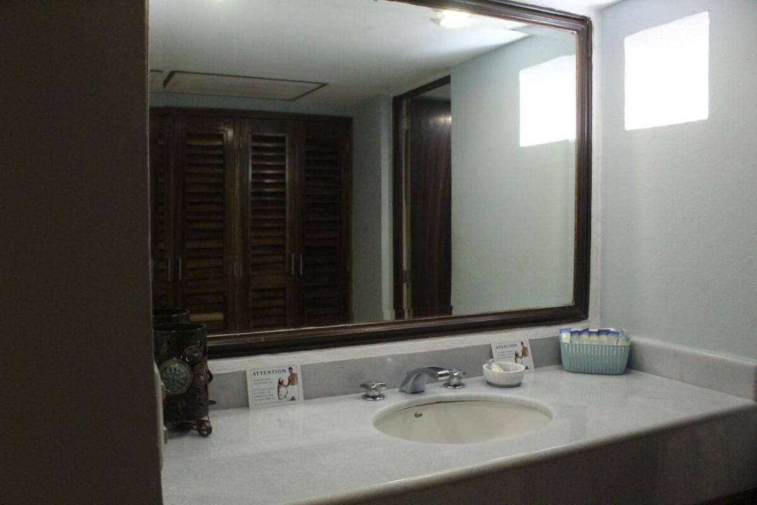 Photo of Bathroom in South Hotel Zone