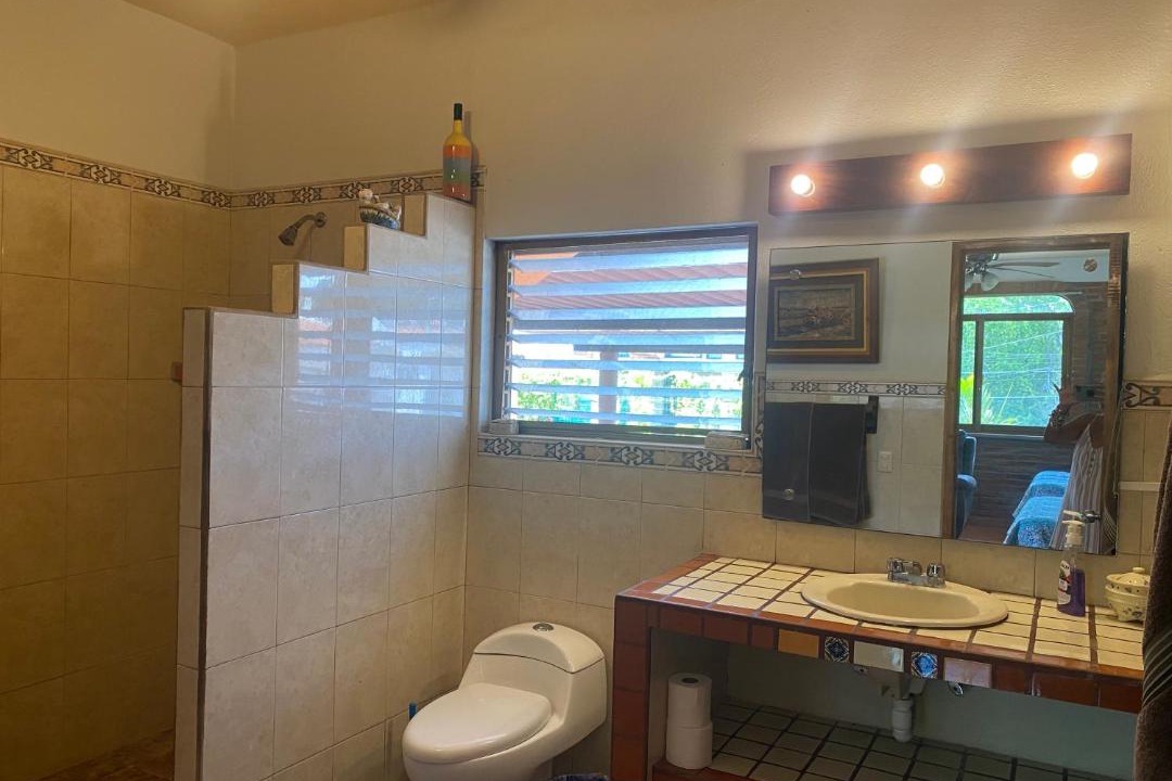 Photo of Bathroom in Emiliano Zapata