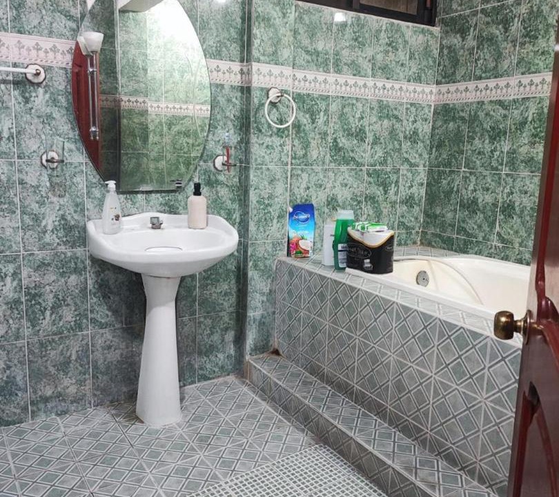 Photo of Bathroom in Salina Cruz