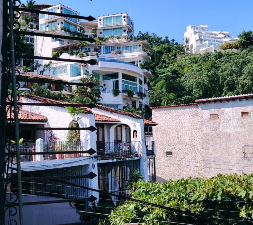 Photo of Buildings in Alta Vista