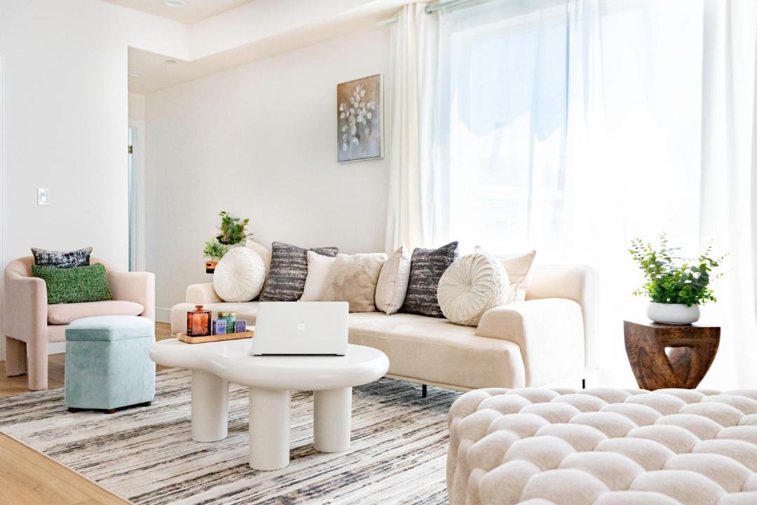 Photo of Livingroom in Mid City