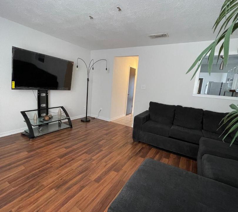 Photo of Livingroom in Pharr