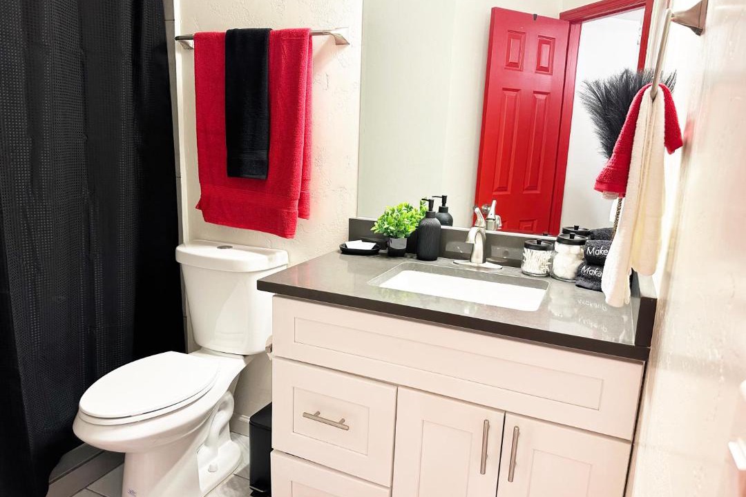 Photo of Bathroom in Peter Howell