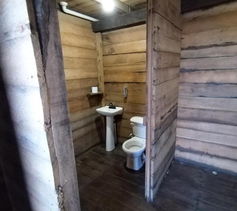 Photo of Bathroom in Armeria