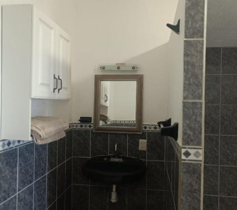 Photo of Bathroom in Mayto