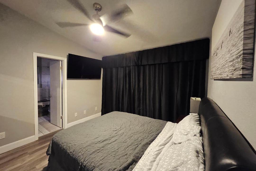 Photo of Bedroom in Lake Highlands