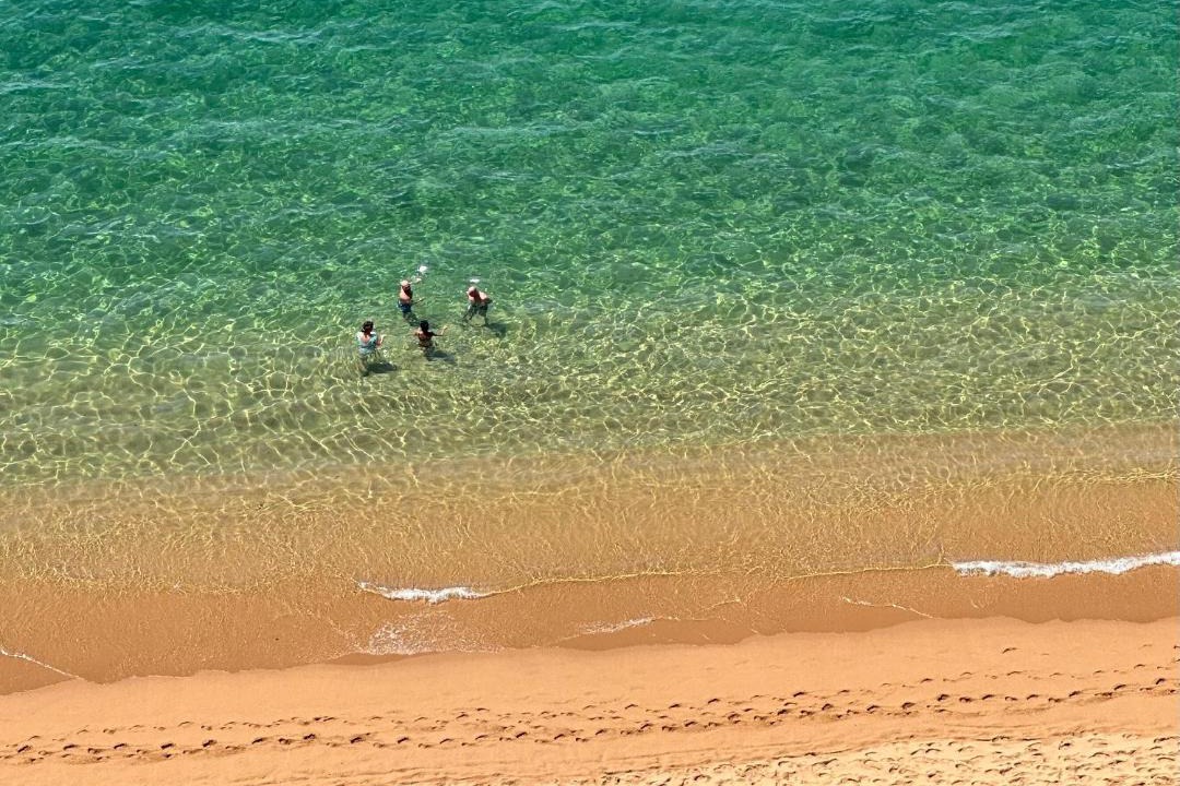 Photo of Human In Picture in Costa Azul