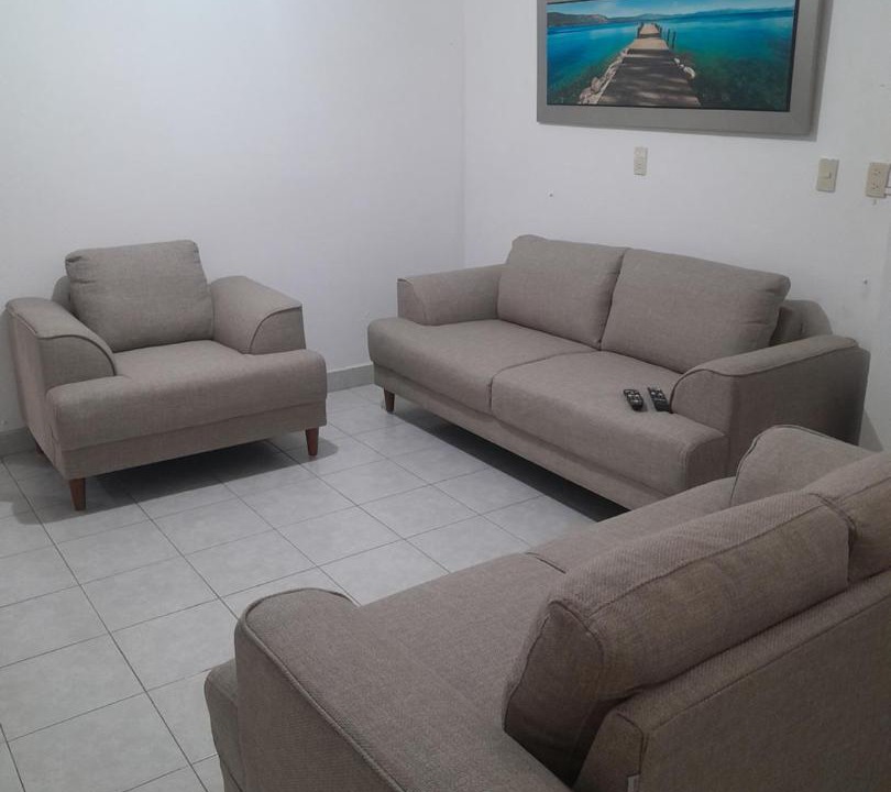 Photo of Livingroom in De La Merced