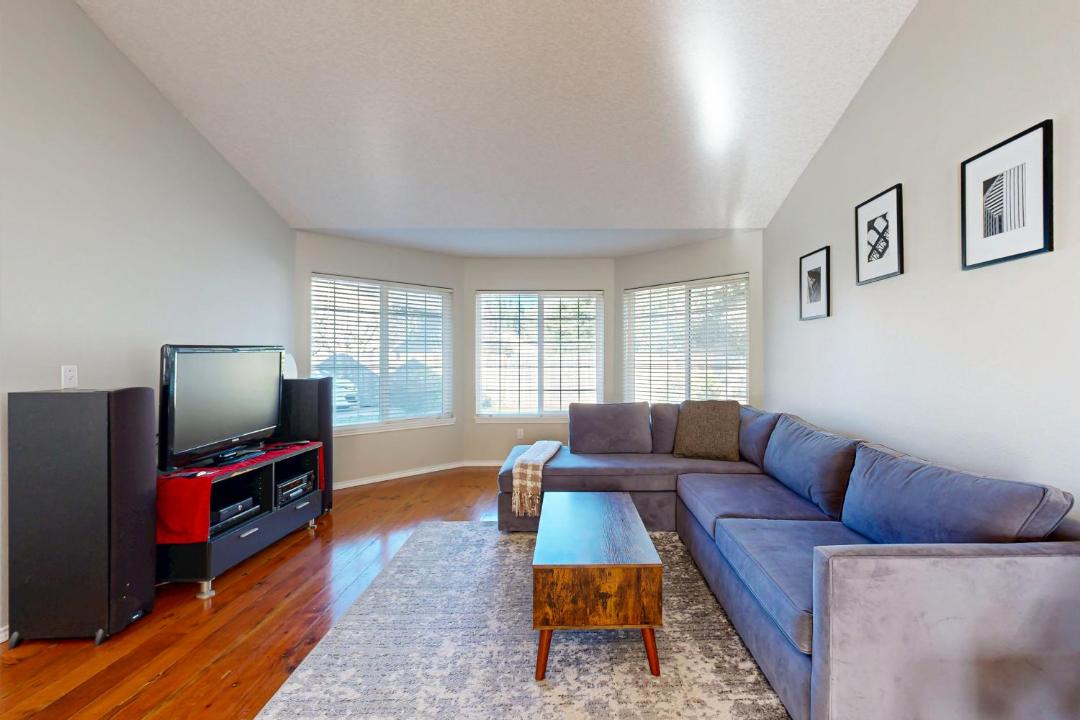 Photo of Livingroom in McMinnville