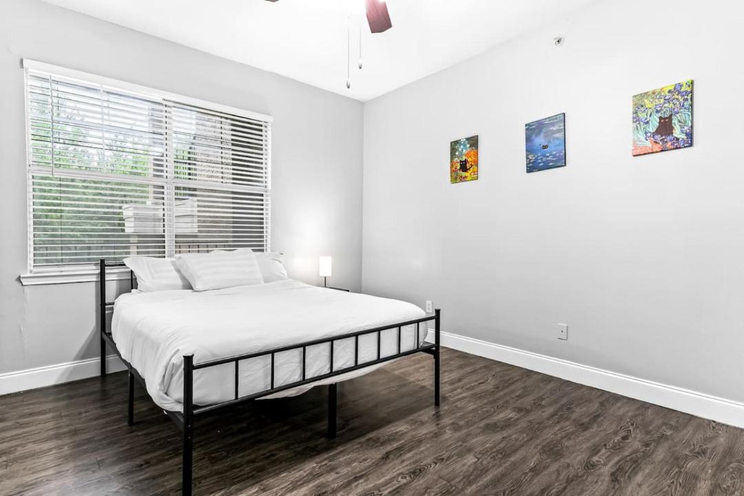 Photo of Bedroom in Fossil Creek