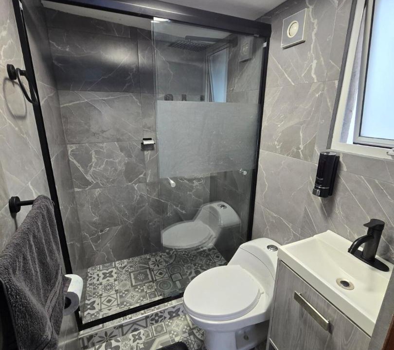 Photo of Bathroom in Anahuac