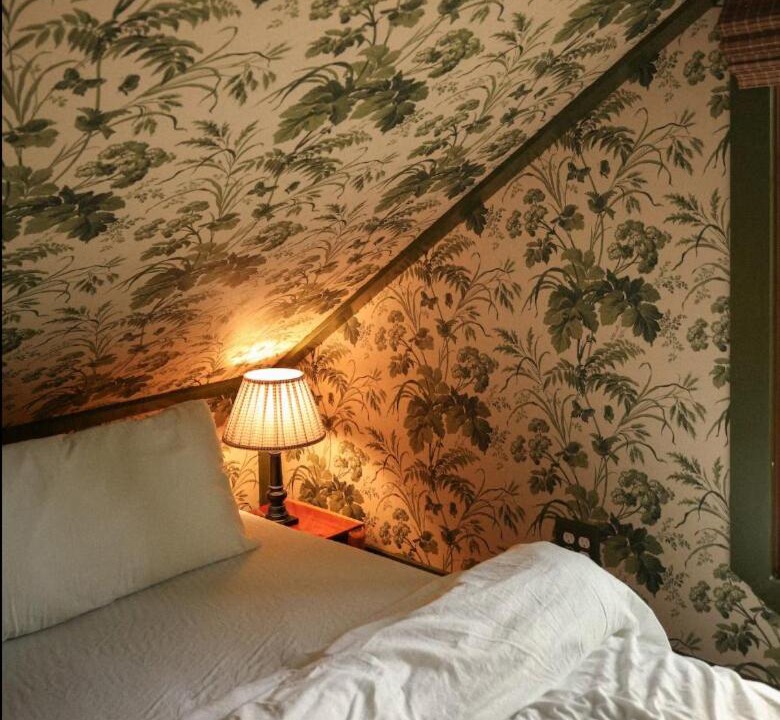 Photo of Bedroom in Benton