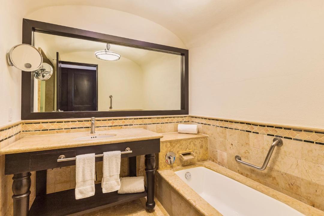 Photo of Bathroom in Cabo San Lucas