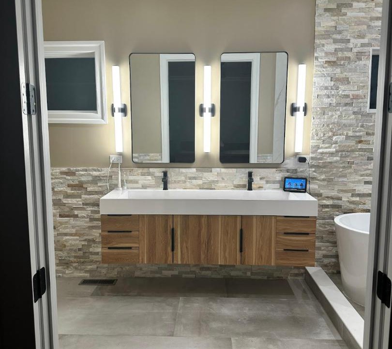 Photo of Bathroom in North Center