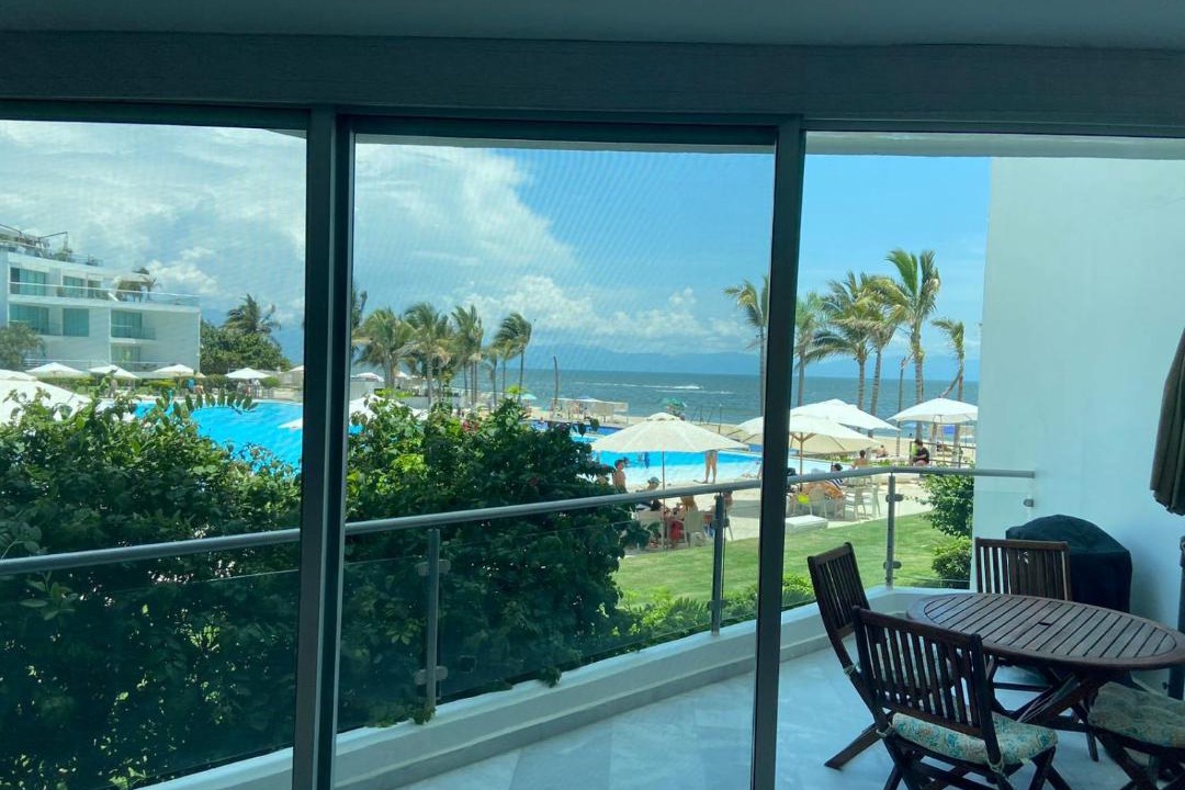 Photo of Patio Balcony in Flamingos