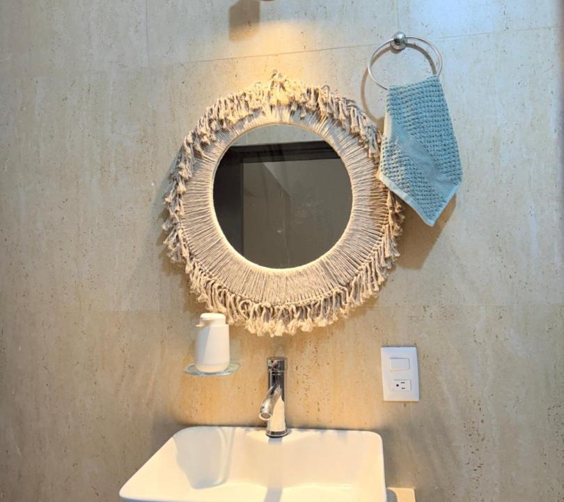 Photo of Bathroom in Anton Lizardo