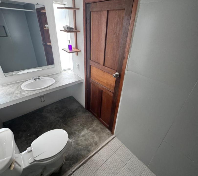 Photo of Bathroom in De La Merced